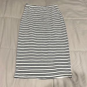 Charlotte Russe pencil skirt size small